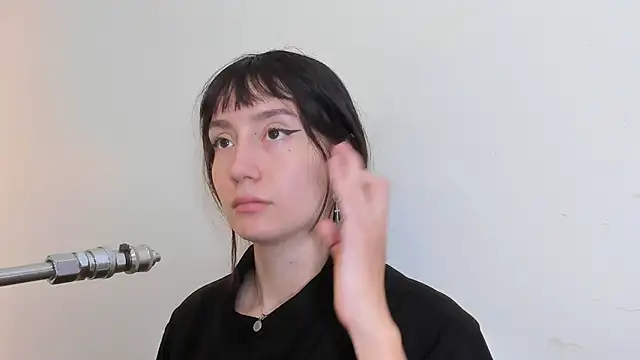 Snapshot of lizzy_davis_1 chatting on 09.17.25 lizzy davis 1 online show from 09.17.25