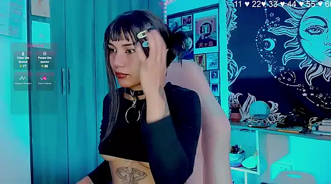 Snapshot of melissahowl chatting on 12.05.24 melissahowl online show from 12.05.24