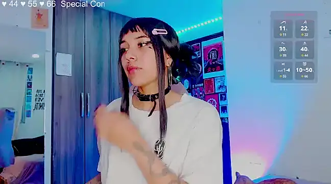 Snapshot of melissahowl chatting on 01.23.25 melissahowl online show from 01.23.25