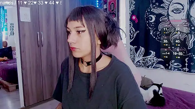 Snapshot of melissahowl chatting on 03.21.25 melissahowl online show from 03.21.25