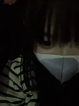 Snapshot of Mia--meow chatting on 03.22.25 Mia--meow online show from 03.22.25
