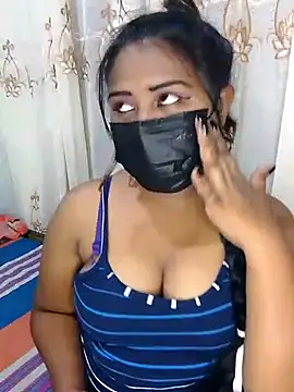 Snapshot of Sexy--queen1 chatting on 01.15.25 Sexy--queen1 online show from 01.15.25