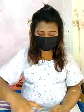 Snapshot of Sexy--queen1 chatting on 01.17.25 Sexy--queen1 online show from 01.17.25