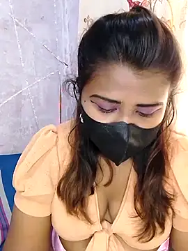 Snapshot of Sexy--queen1 chatting on 02.04.25 Sexy--queen1 online show from 02.04.25