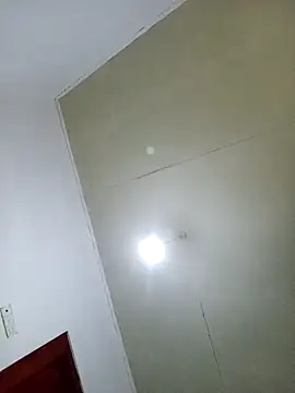 Snapshot of Sexy--queen1 chatting on 03.12.25 Sexy--queen1 online show from 03.12.25