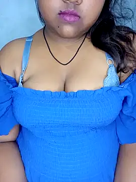 Snapshot of Sexy--queen1 chatting on 09.20.25 Sexy--queen1 online show from 09.20.25