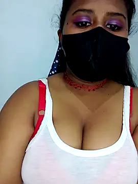 Snapshot of Sexy--queen1 chatting on 09.26.25 Sexy--queen1 online show from 09.26.25