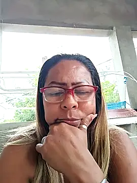 Afroditabichota online show from 03.20.25