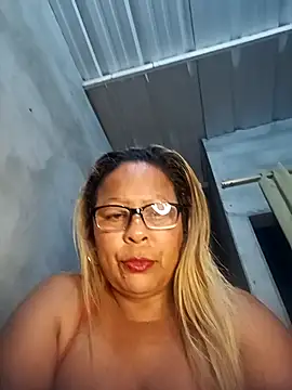 Afroditabichota online show from 11.24.25