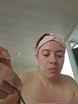 valery mora online show from 10.27.25