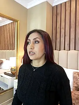 Snapshot of MonicaMoret chatting on 02.25.25 MonicaMoret online show from 02.25.25