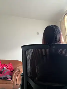 Snapshot of Dahian_XXX chatting on 01.06.25 Dahian XXX online show from 01.06.25