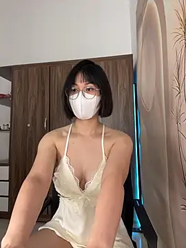 Baby Claraa online show from 09.19.25