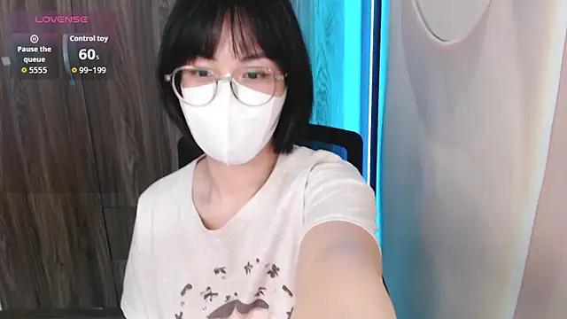 Baby Claraa online show from 11.14.25