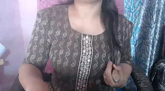 Snapshot of Manpreet_cute chatting on 12.24.24 Manpreet cute online show from 12.24.24