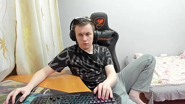 iliaskrislove online show from 11.20.25