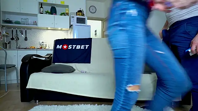 Snapshot of littlesweettifany chatting on 12.26.24 littlesweettifany online show from 12.26.24