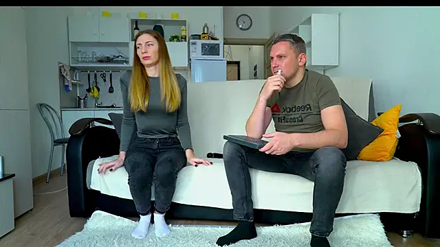 littlesweettifany online show from 10.27.25