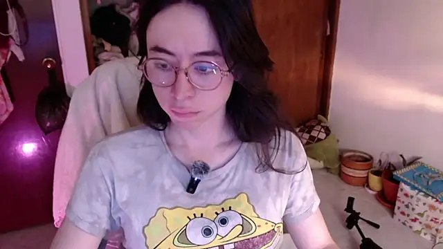 emily pearl  online show from 10.20.25