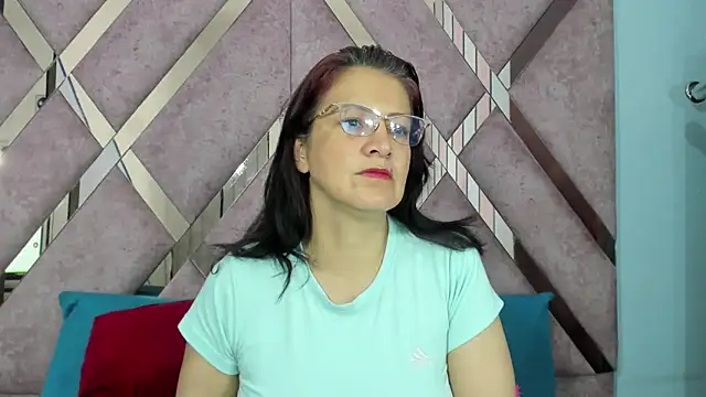 Mulan sexy01 online show from 12.03.25