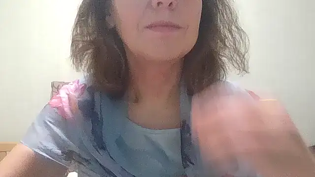 HollyJewel online show from 11.11.25