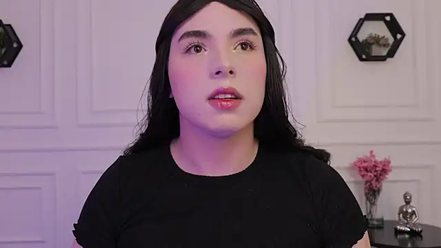 Snapshot of meloddysky chatting on 10.10.25 meloddysky online show from 10.10.25