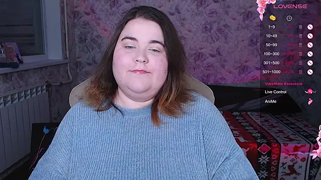 Estelle Hicks online show from 11.15.25