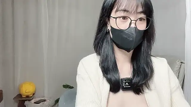 Snapshot of _minji_bae chatting on 10.23.25 minji bae online show from 10.23.25