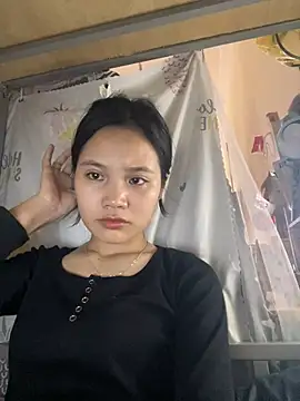 Snapshot of Be-MyMy chatting on 02.15.25 Be-MyMy online show from 02.15.25