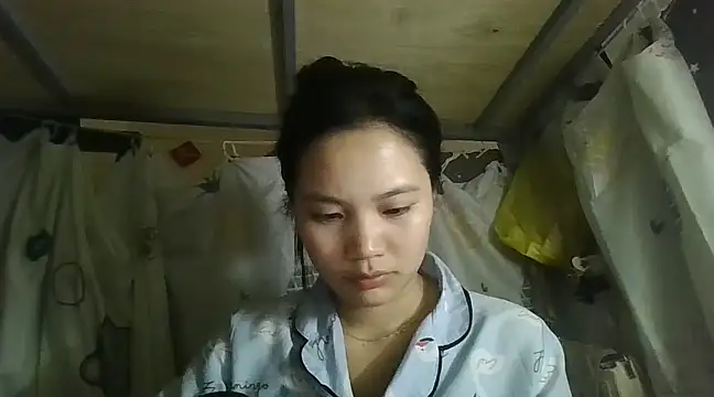 Snapshot of Be-MyMy chatting on 03.02.25 Be-MyMy online show from 03.02.25