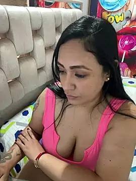 Snapshot of marta201_alfaro chatting on 01.13.25 marta201 alfaro online show from 01.13.25