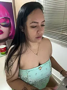 Snapshot of marta201_alfaro chatting on 02.08.25 marta201 alfaro online show from 02.08.25