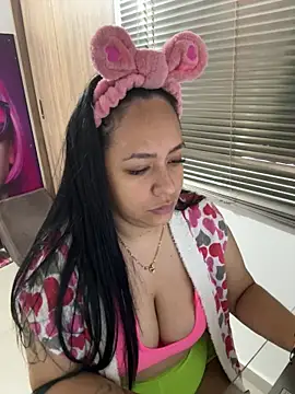 Snapshot of marta201_alfaro chatting on 02.09.25 marta201 alfaro online show from 02.09.25