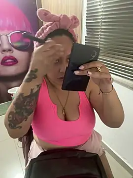 Snapshot of marta201_alfaro chatting on 03.03.25 marta201 alfaro online show from 03.03.25