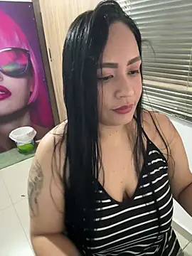 Snapshot of marta201_alfaro chatting on 03.06.25 marta201 alfaro online show from 03.06.25