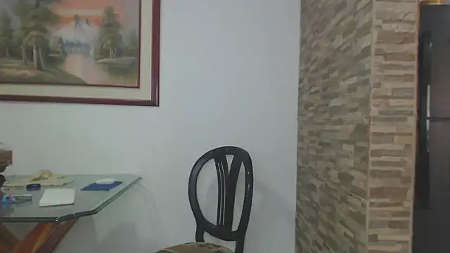 Snapshot of brigitht chatting on 02.14.25 brigitht online show from 02.14.25