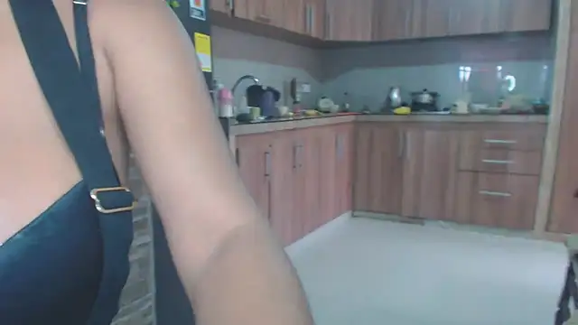 Snapshot of brigitht chatting on 03.12.25 brigitht online show from 03.12.25
