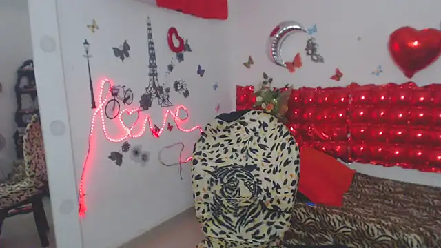 Snapshot of brigitht chatting on 03.23.25 brigitht online show from 03.23.25