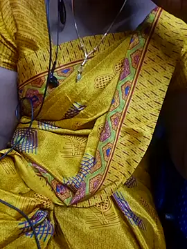 Snapshot of Janavi-janu chatting on 10.28.25 Janavi-janu online show from 10.28.25