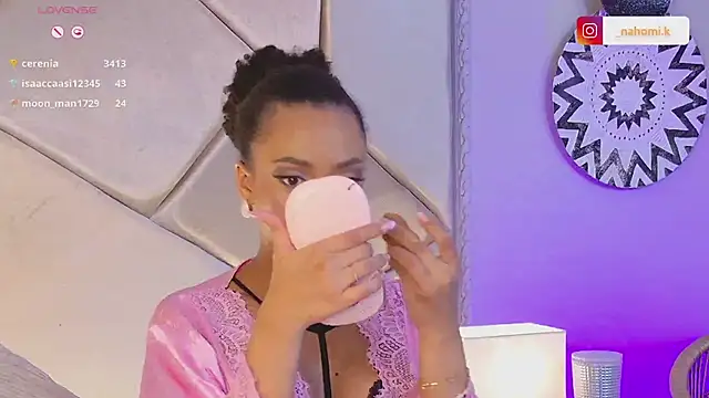 Snapshot of Nahomi_King chatting on 02.25.25 Nahomi King online show from 02.25.25
