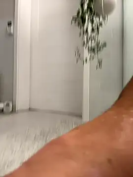 Snapshot of rafkie@xh chatting on 10.11.25 rafkiexh online show from 10.11.25