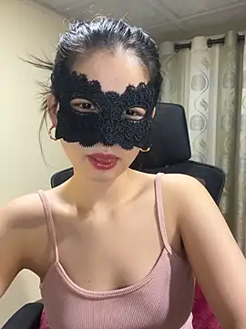 Snapshot of Salibae_Nha chatting on 12.21.24 Salibae Nha online show from 12.21.24