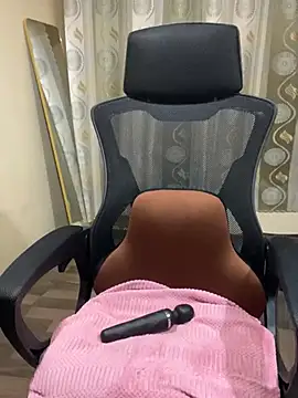 Snapshot of Salibae_Nha chatting on 01.31.25 Salibae Nha online show from 01.31.25