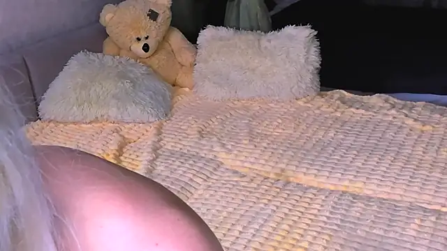 Sweeet Barbie online show from 10.21.25