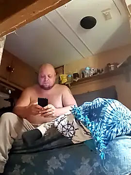 Snapshot of tjmacksjr chatting on 10.29.25 tjmacksjr online show from 10.29.25