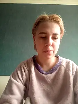 Snapshot of Gussie_Bridie chatting on 01.13.25 Gussie Bridie online show from 01.13.25