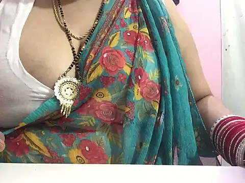 Desi bhabhiii online show from 12.31.24