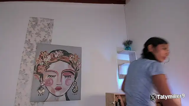 Snapshot of taty_miller chatting on 01.17.25 taty miller online show from 01.17.25