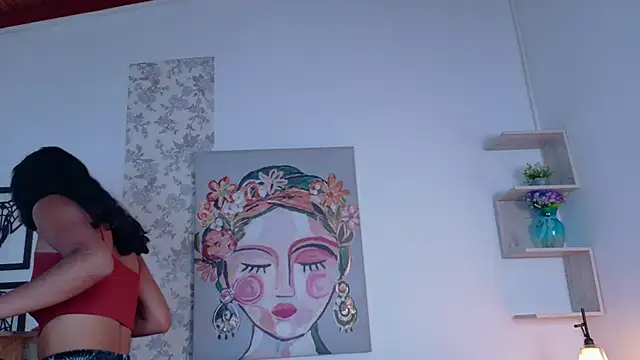 Snapshot of taty_miller chatting on 09.19.25 taty miller online show from 09.19.25