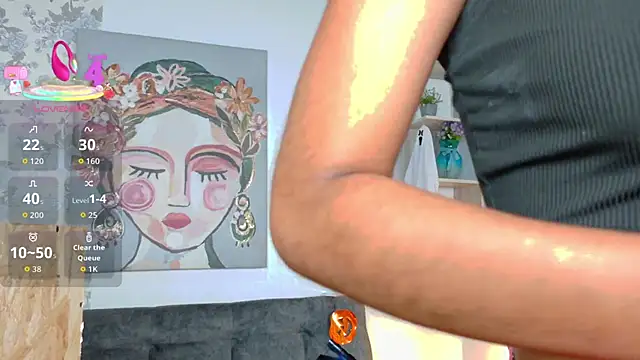 Snapshot of taty_miller chatting on 10.16.25 taty miller online show from 10.16.25
